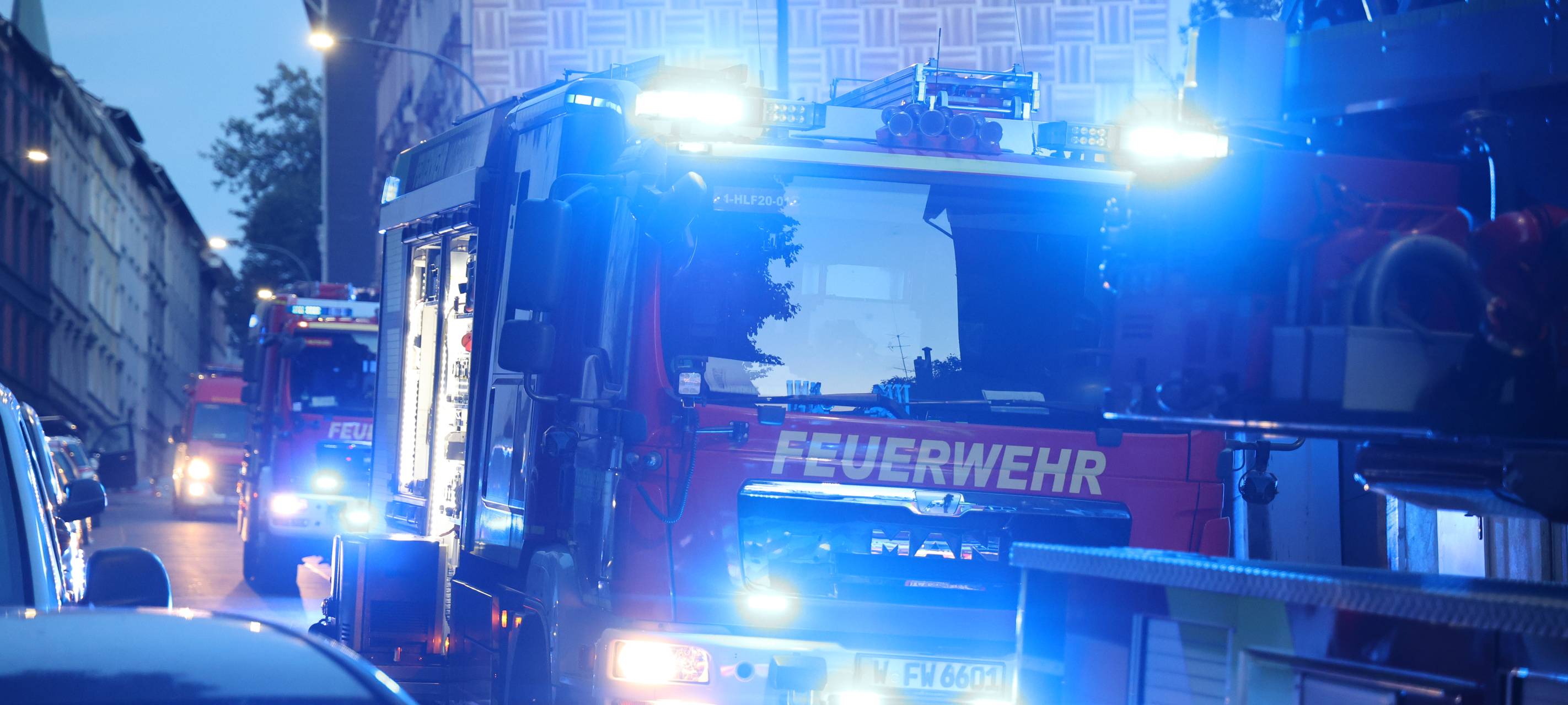 Mann bei Wohnungsbrand schwer verletzt