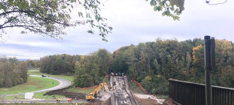 Brücke Eichenhofer Weg ab morgen offen