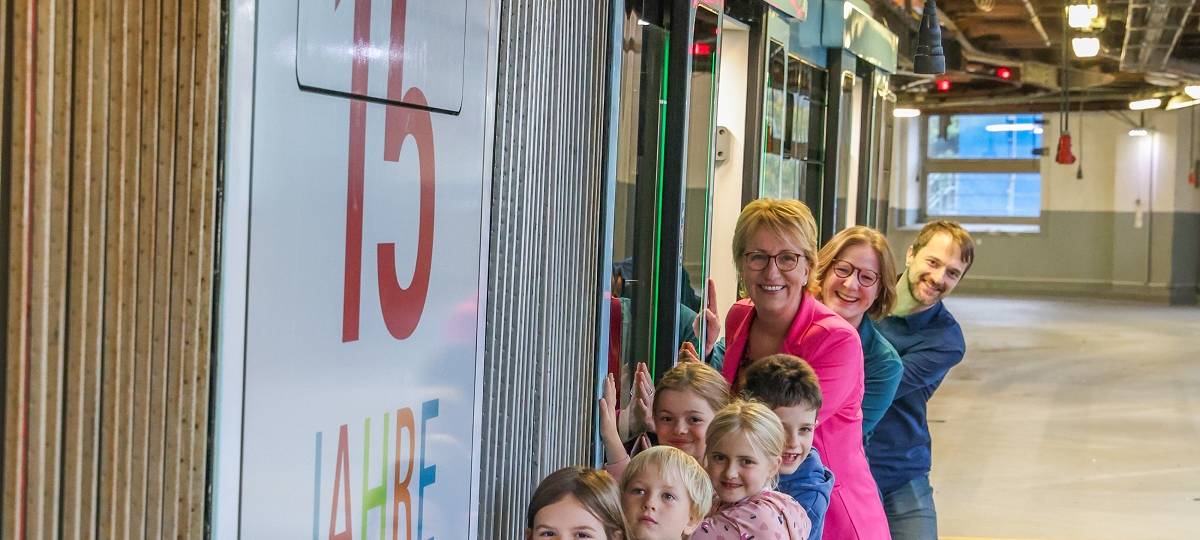 Junior Uni: Schwebebahn zum Geburtstag