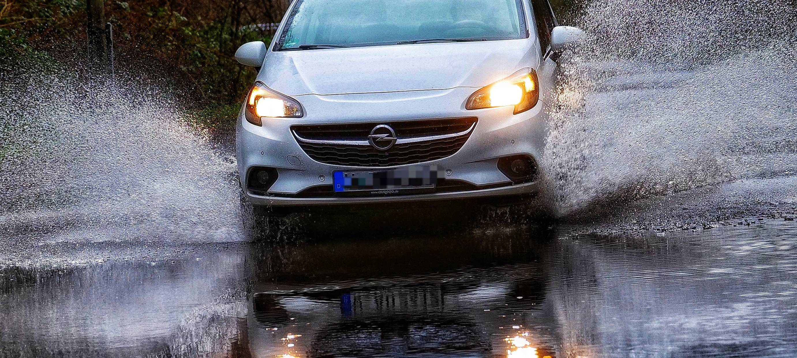 A46-Unfall wegen Aquaplaning?