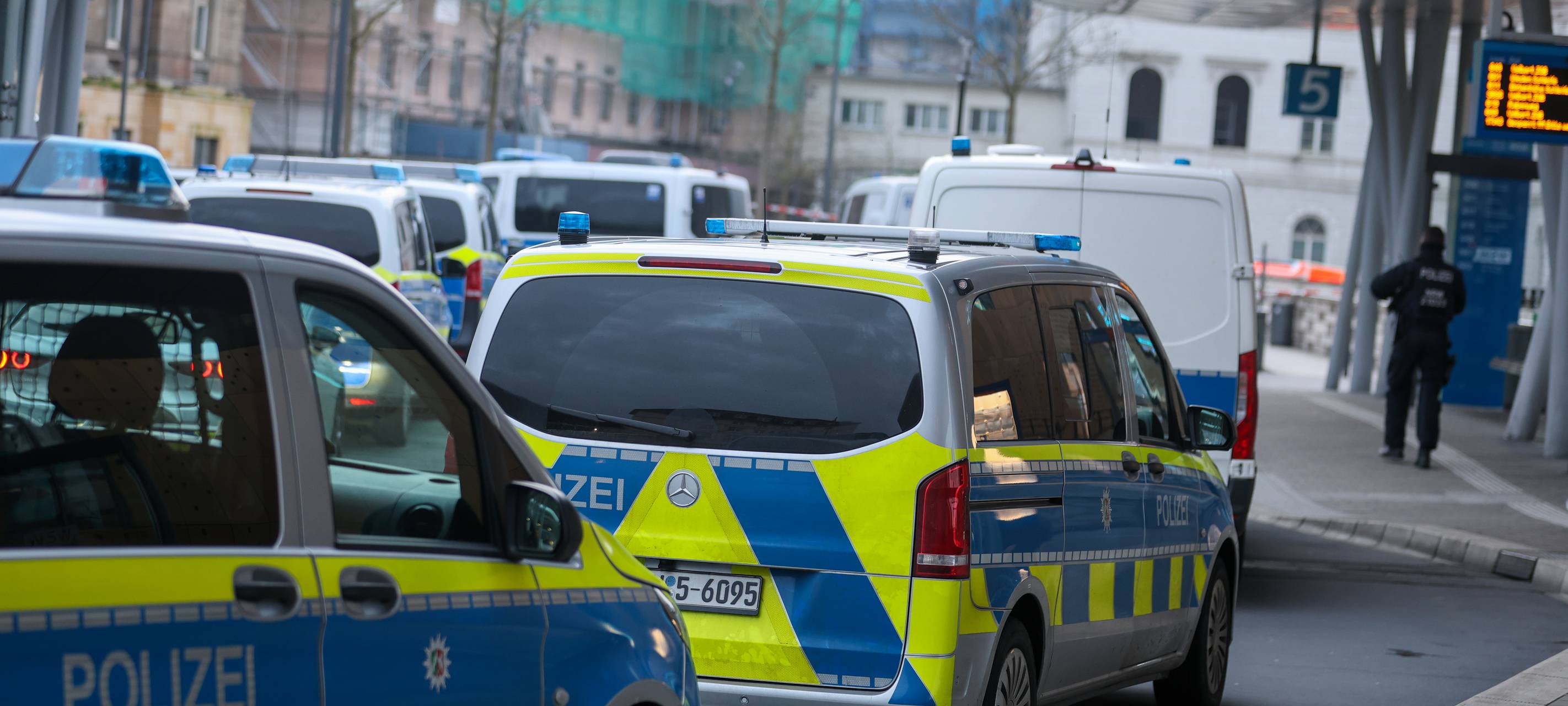 Zeugen nach Unfall gesucht