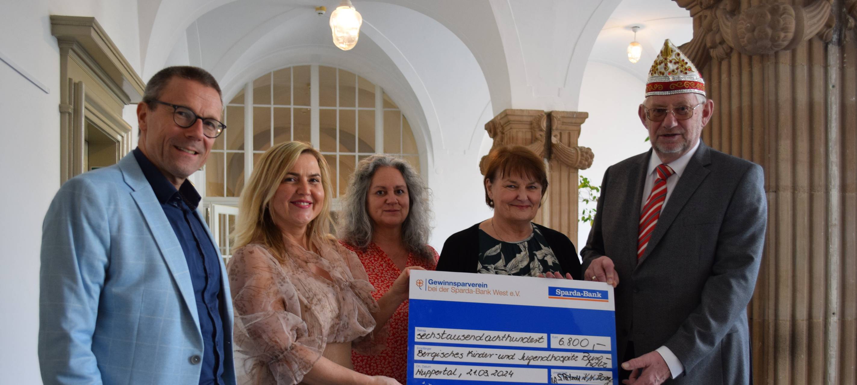 Karnevalisten spenden ans Hospiz