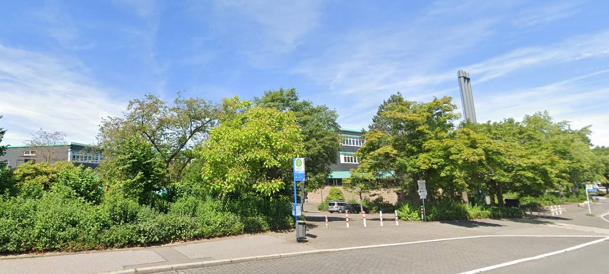 Feuerwehr und Rettungsdienst in Gesamtschule