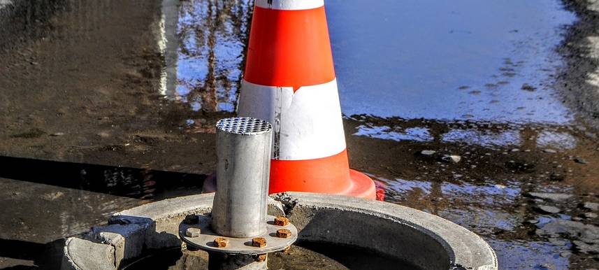 Zwei Rohrbrüche - zwei Sperrungen