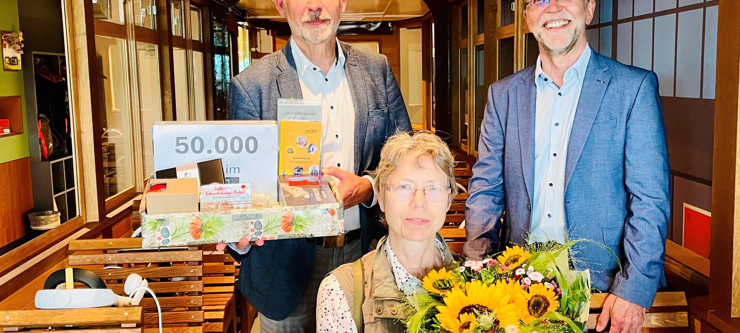 Die 50.000ste Besucherin im Schwebodrom