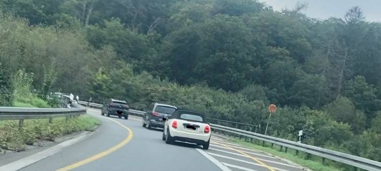 Gelbe Streifen auf der A46 bleiben