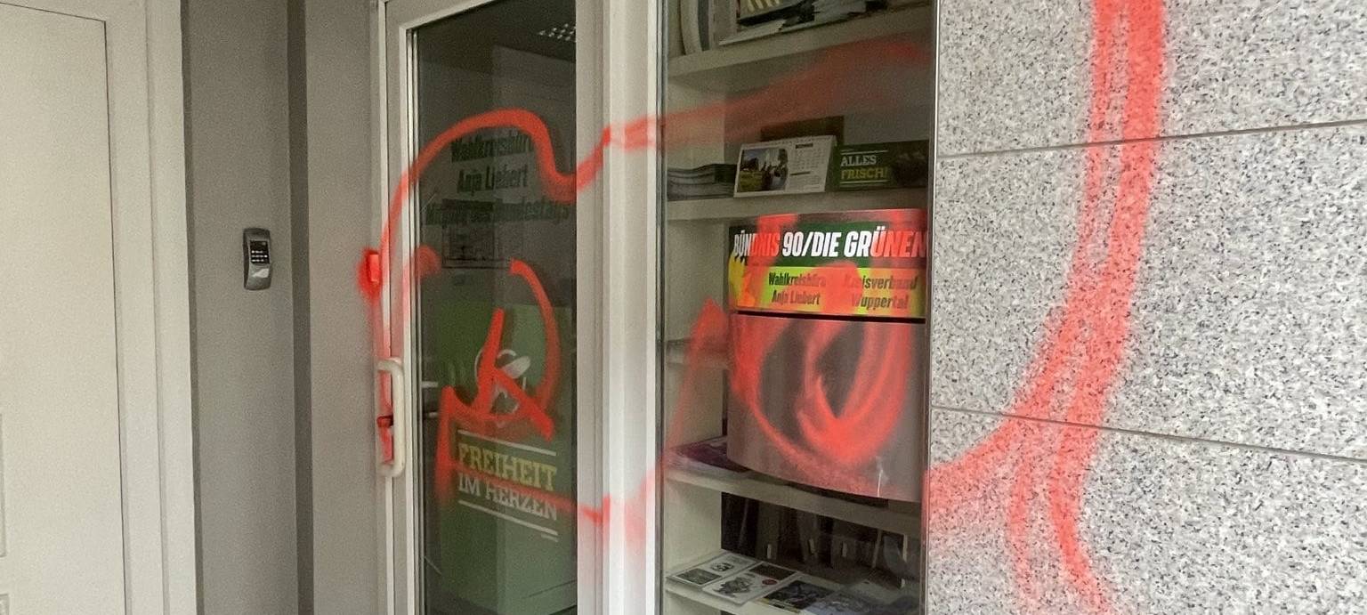 Farbanschlag auf die Grünen