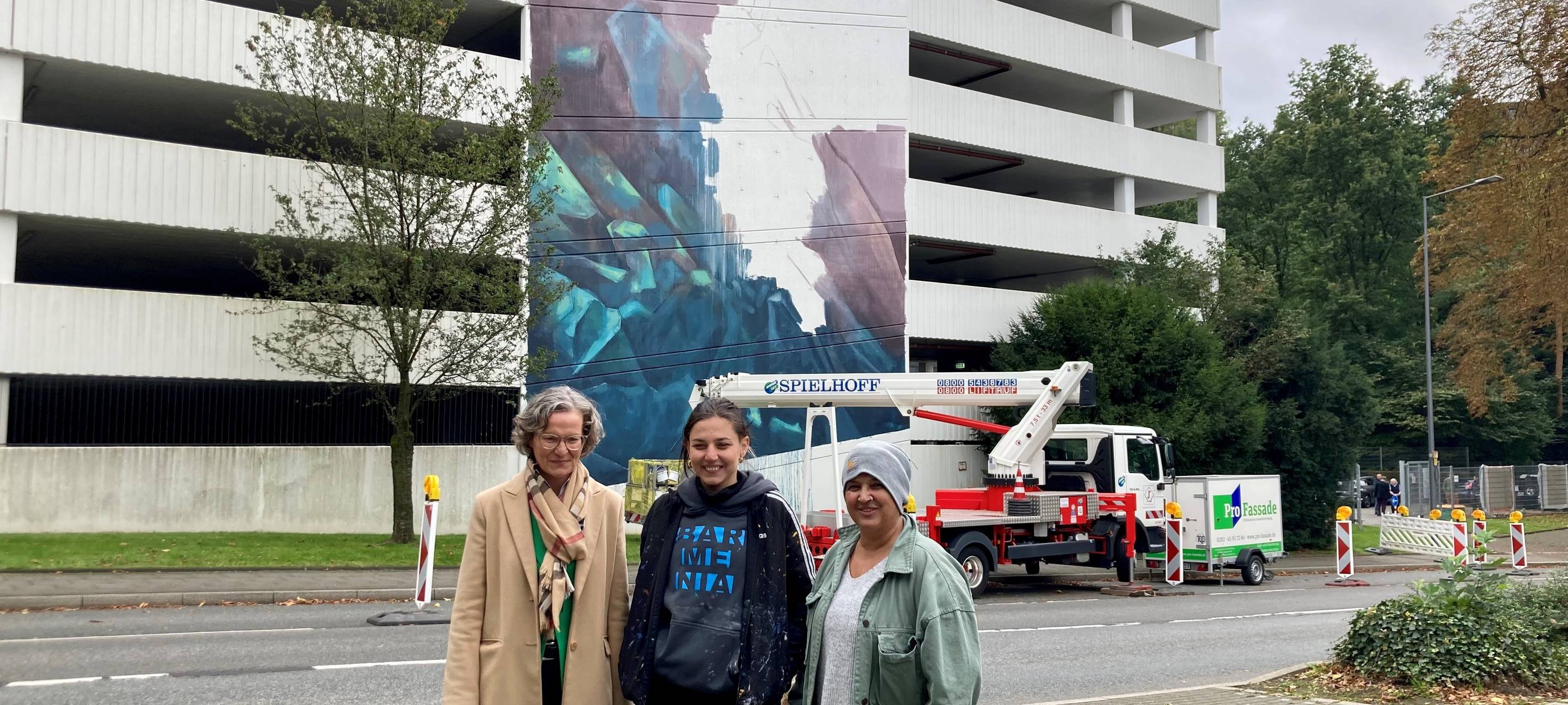 Ministerin lobt Wandgemälde