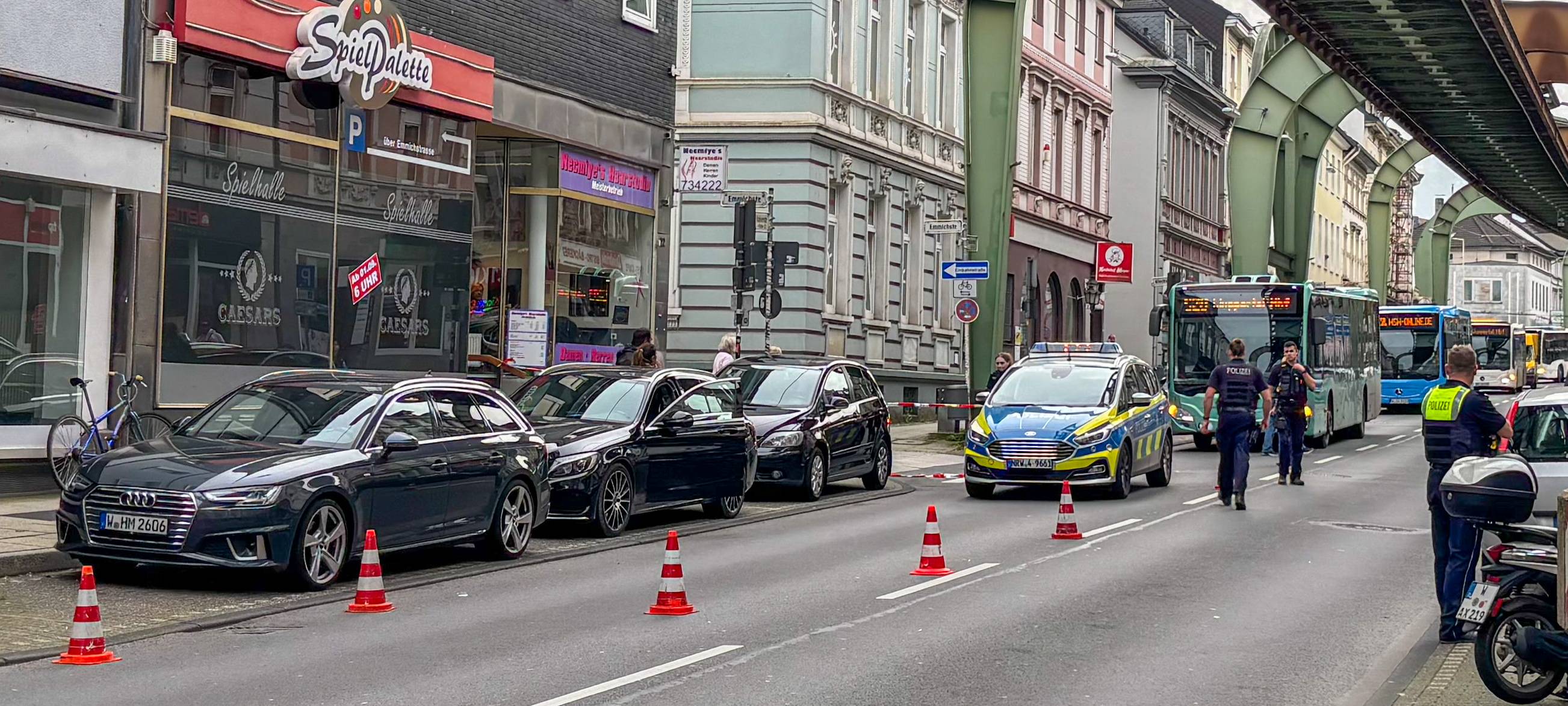 Kaiserstraße wieder frei - Radfahrer schwer verletzt