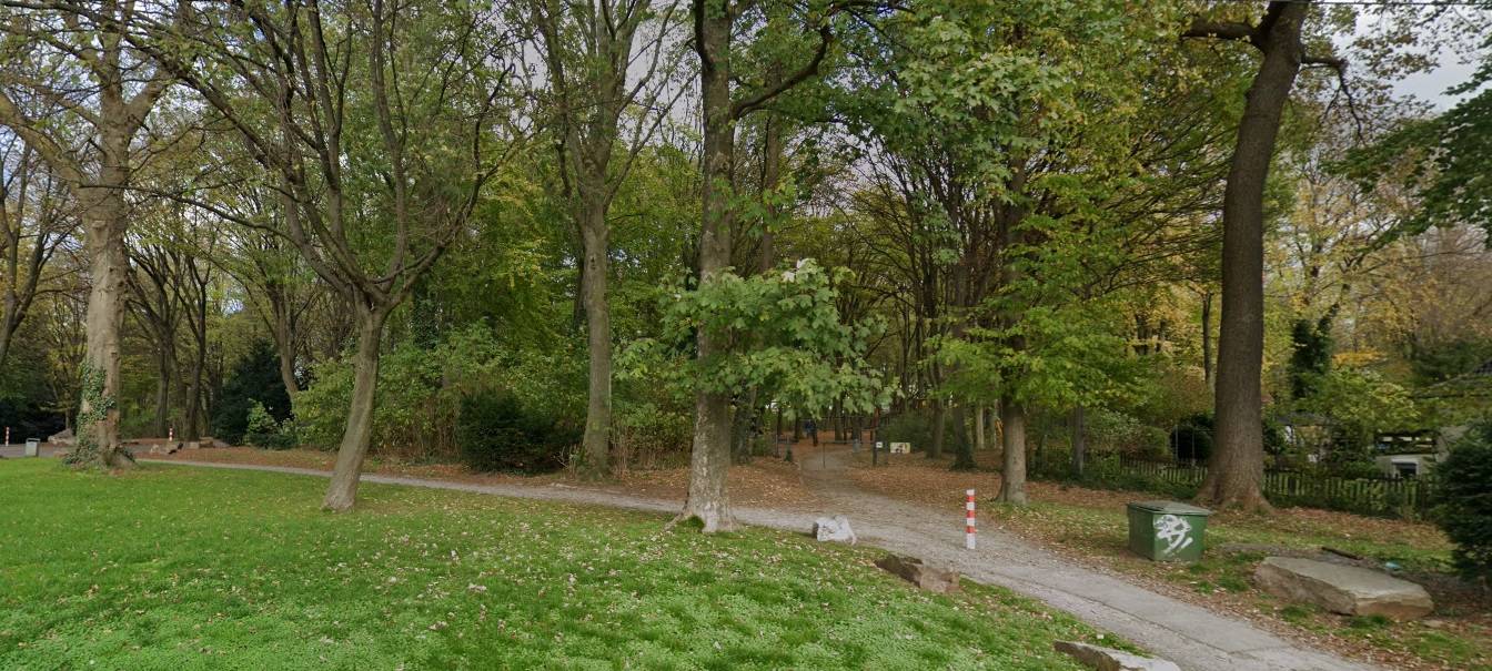 Schönebecker Busch: Einige Wege werden asphaltiert