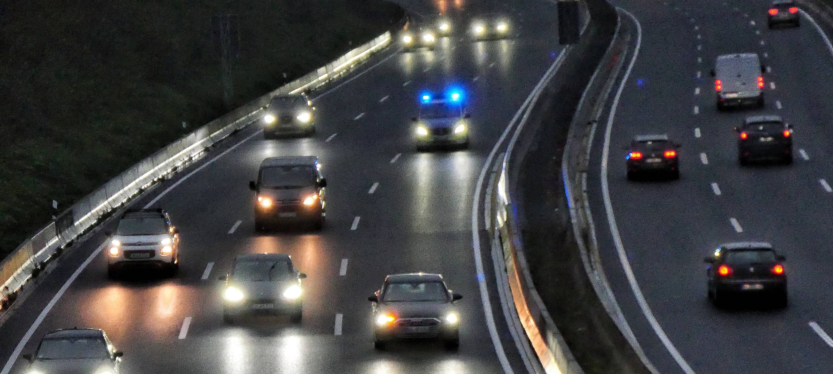 Ölspur auf A46: das Auto war gerade in der Inspektion