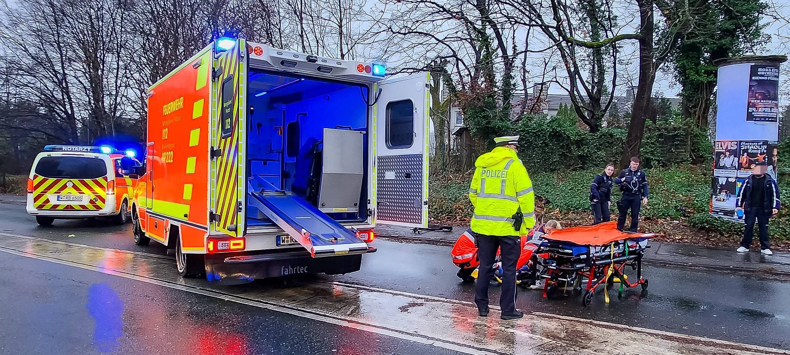 Unfall: Auto erfasst E-Scooter