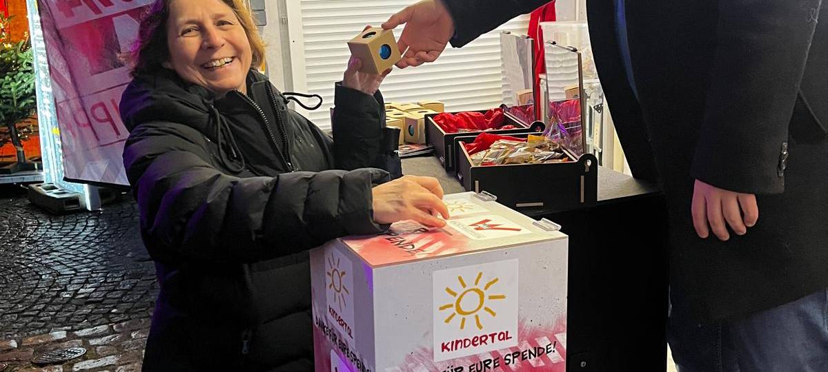 Weihnachtskugelverkauf 4