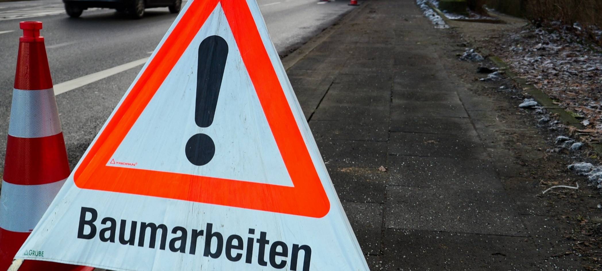Baumartbeiten am Rathaus-Parkplatz