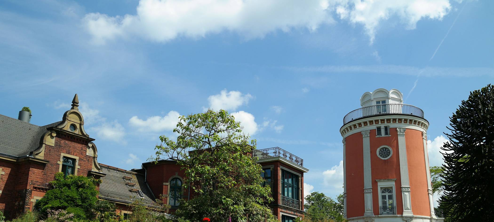 Schulen übergangsweise auf der Hardt?