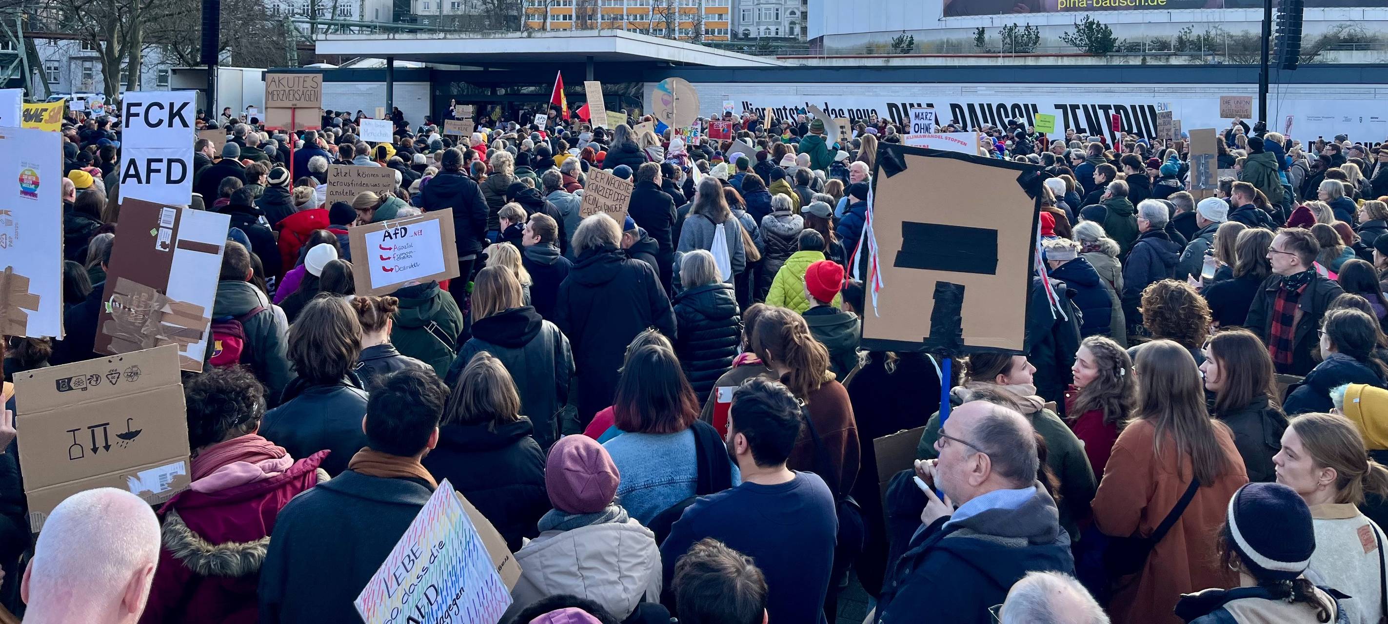 Demo zum Feuermord-Prozess