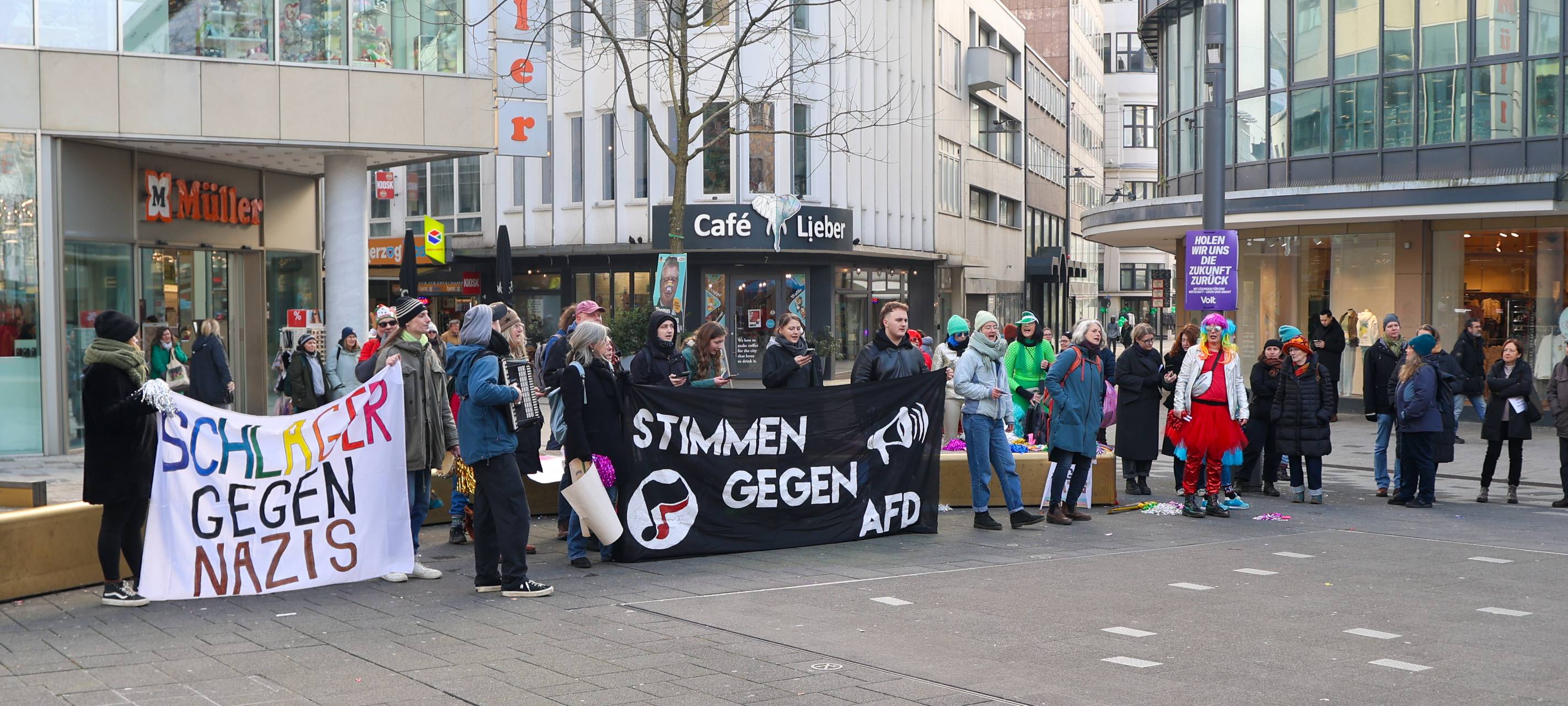 Protest gegen AfD-Infostand