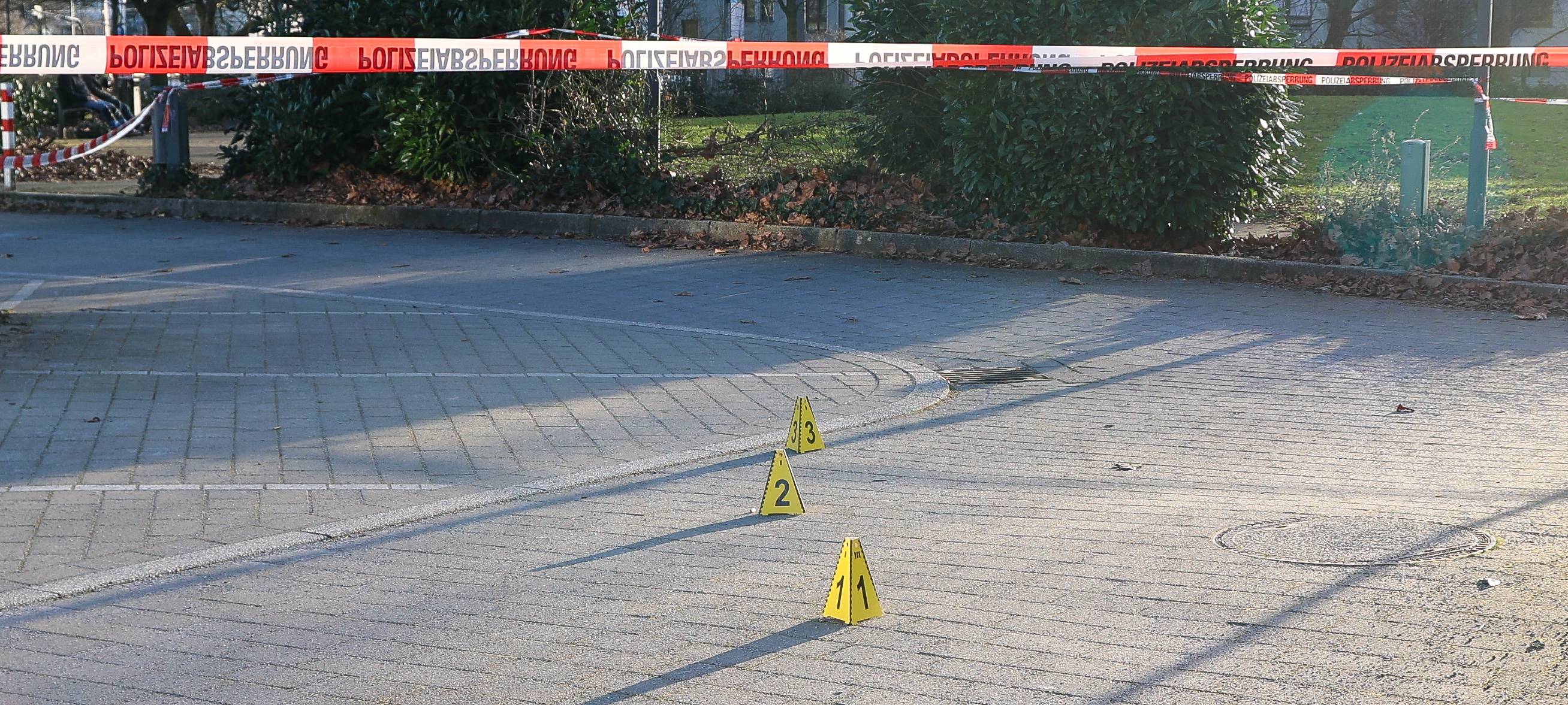 Münzbörse: Festnahmen, Schüsse und Flucht