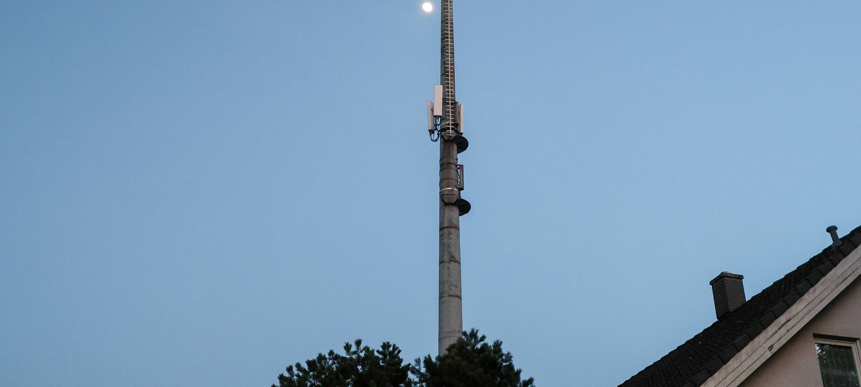 L418 wegen marodem Funkmast gesperrt
