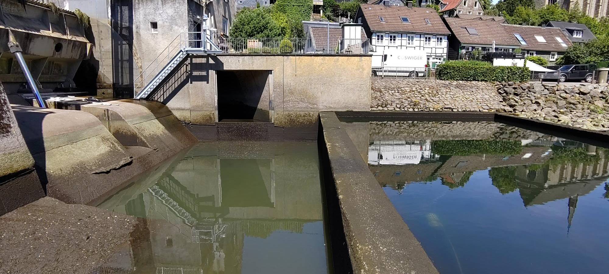 Arbeiten am Wehr des Beyenburger Stausees