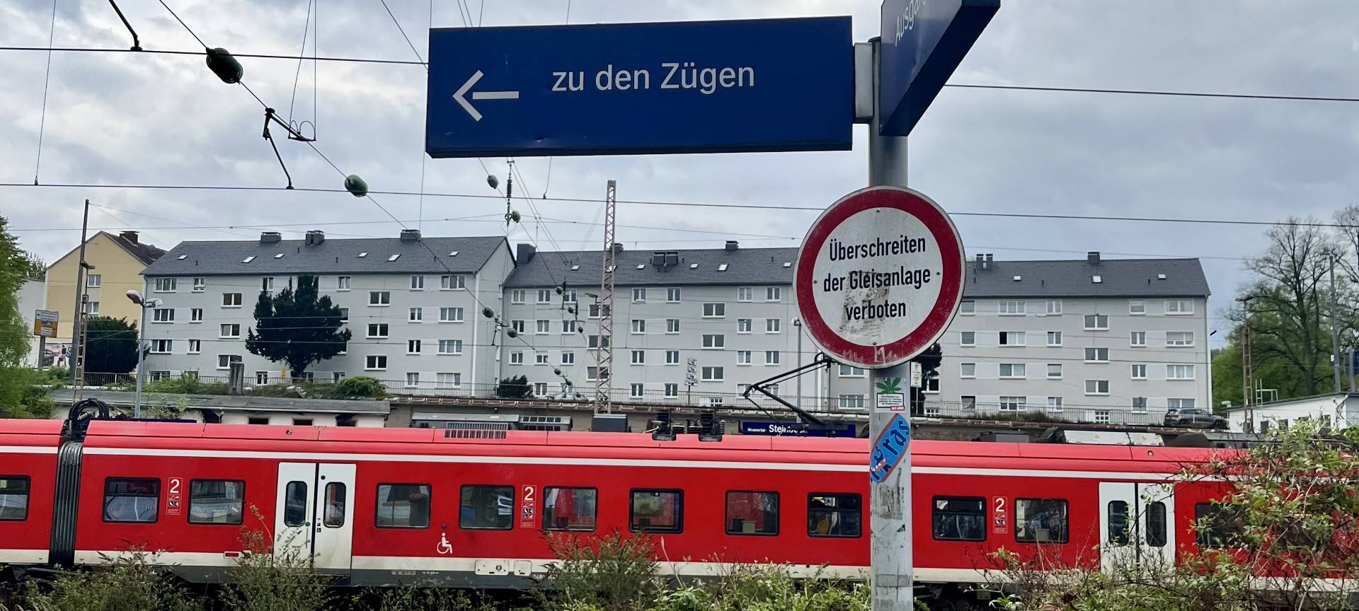 Stellwerk repariert: Züge fahren wieder