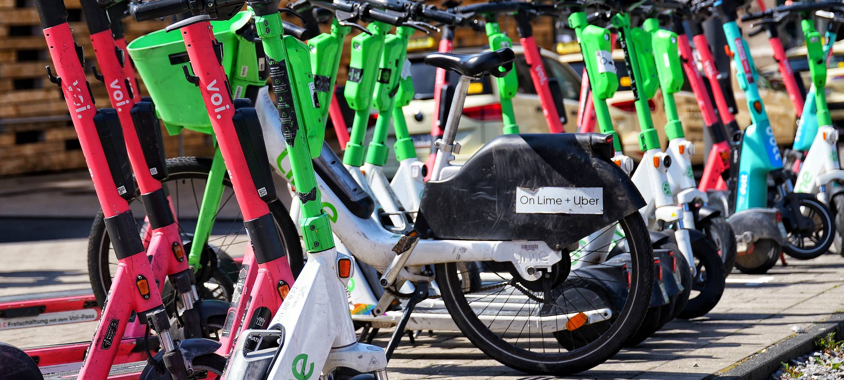 Schwerer Unfall mit E-Scooter