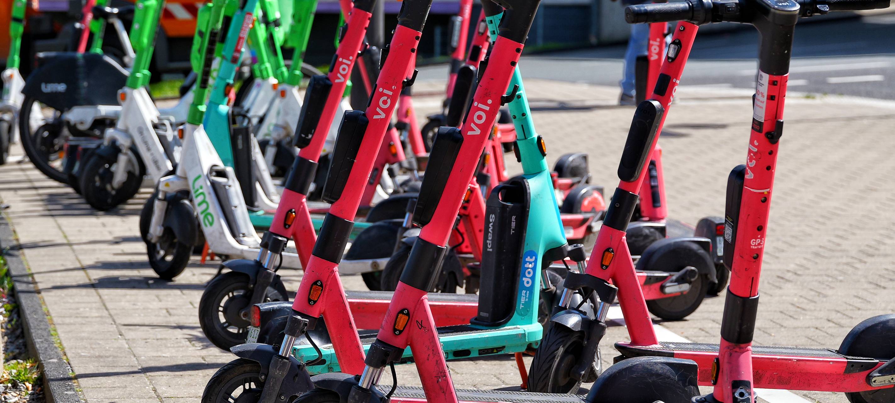 Alle E-Scooter können jetzt reserviert werden