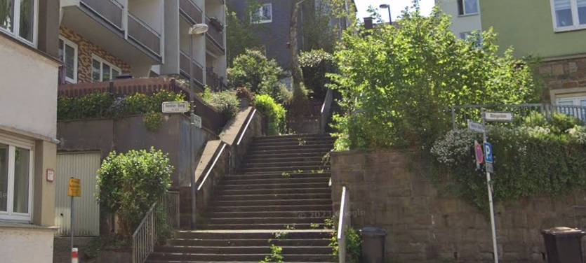 Treppe Heidter Berg wird saniert