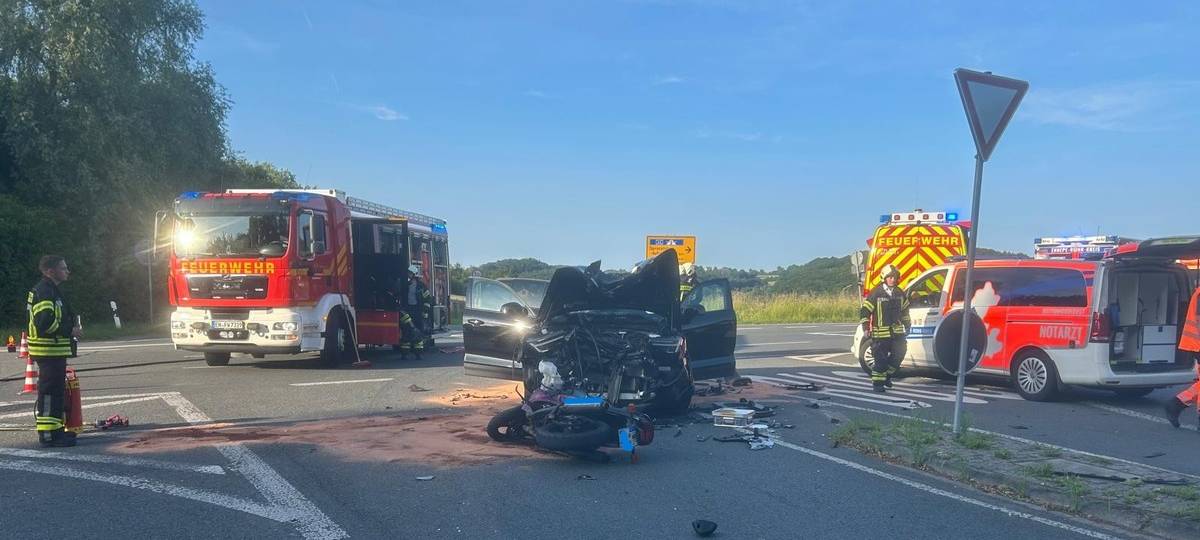 Zwei tödliche Motorradunfälle