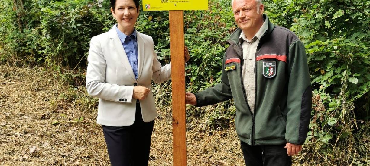 Neues Waldbrandwarnschild in Wuppertal