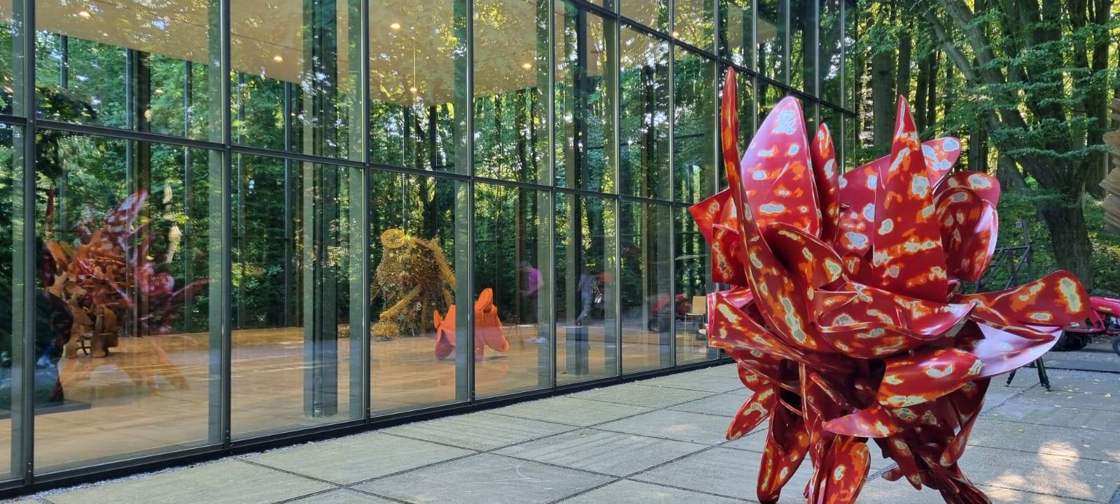 Skulpturenpark Waldfrieden: Tony Craggs neue Ausstellung "Line of Thought"