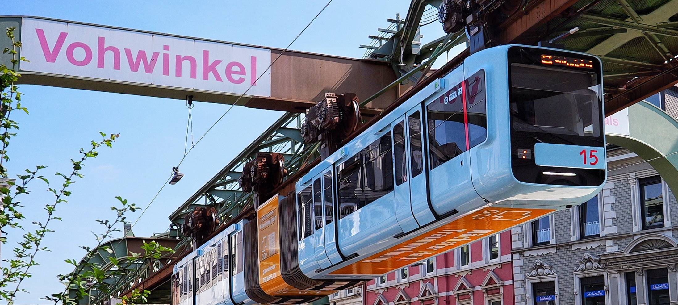 Kurzer Schwebebahnausfall