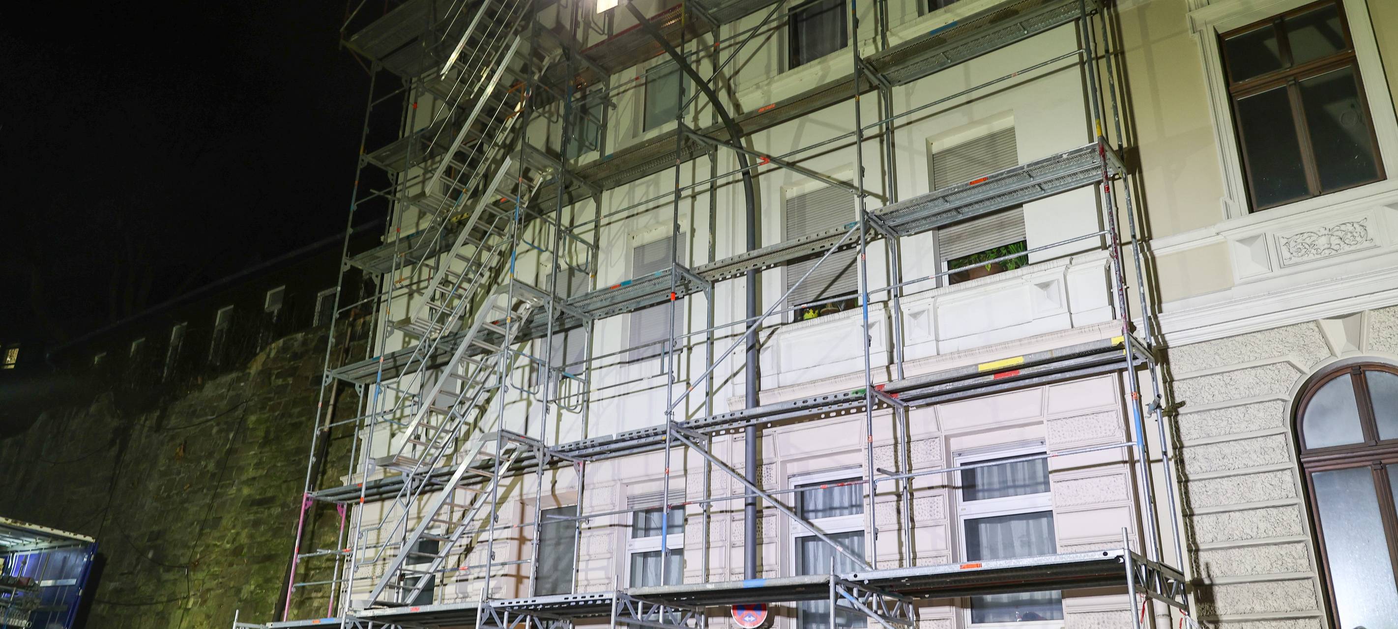 Nützenberger Straße wieder auf