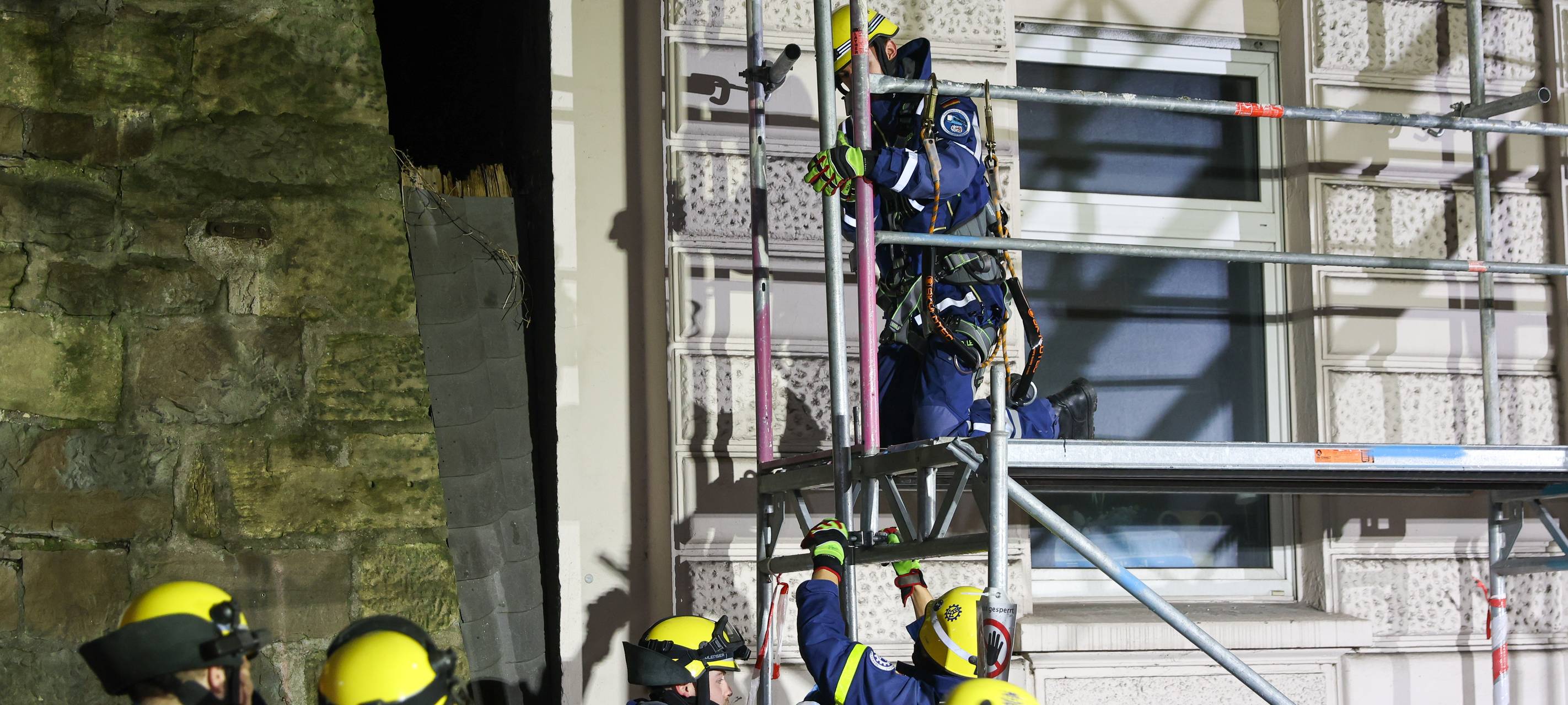 Nützenberger Straße wieder auf