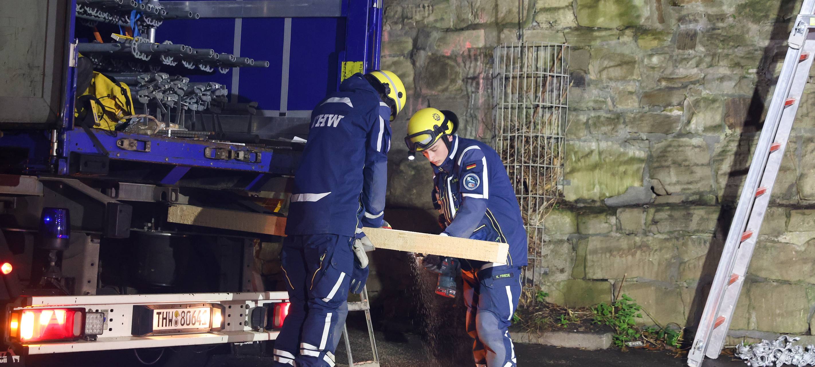 Nützenberger Straße wieder auf