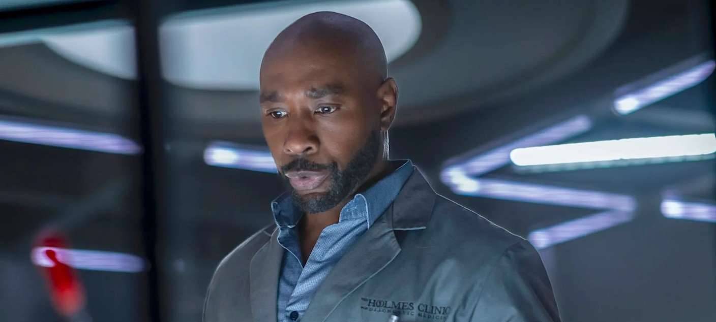 Dr. Watson muss gegen seinen Erzfeind ran.