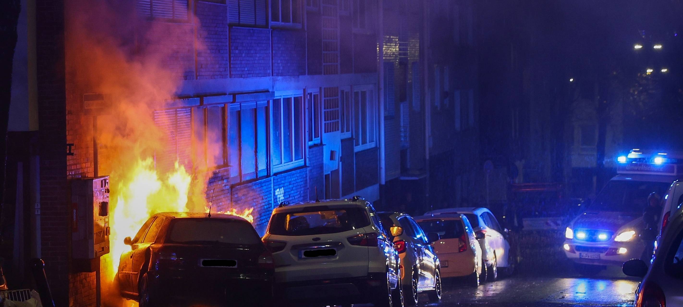 Stromausfall durch Autounfall - UPDATE: ein Schwerverletzter