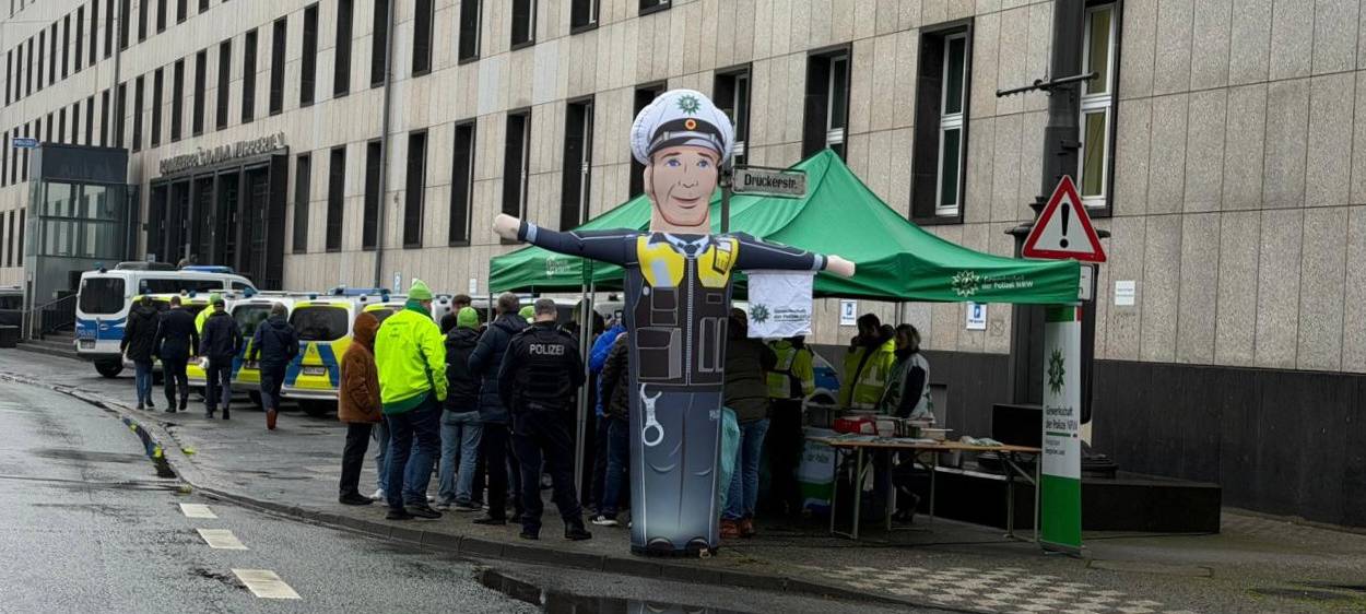 Aktive Mittagspause der Polizeigewerkschaft