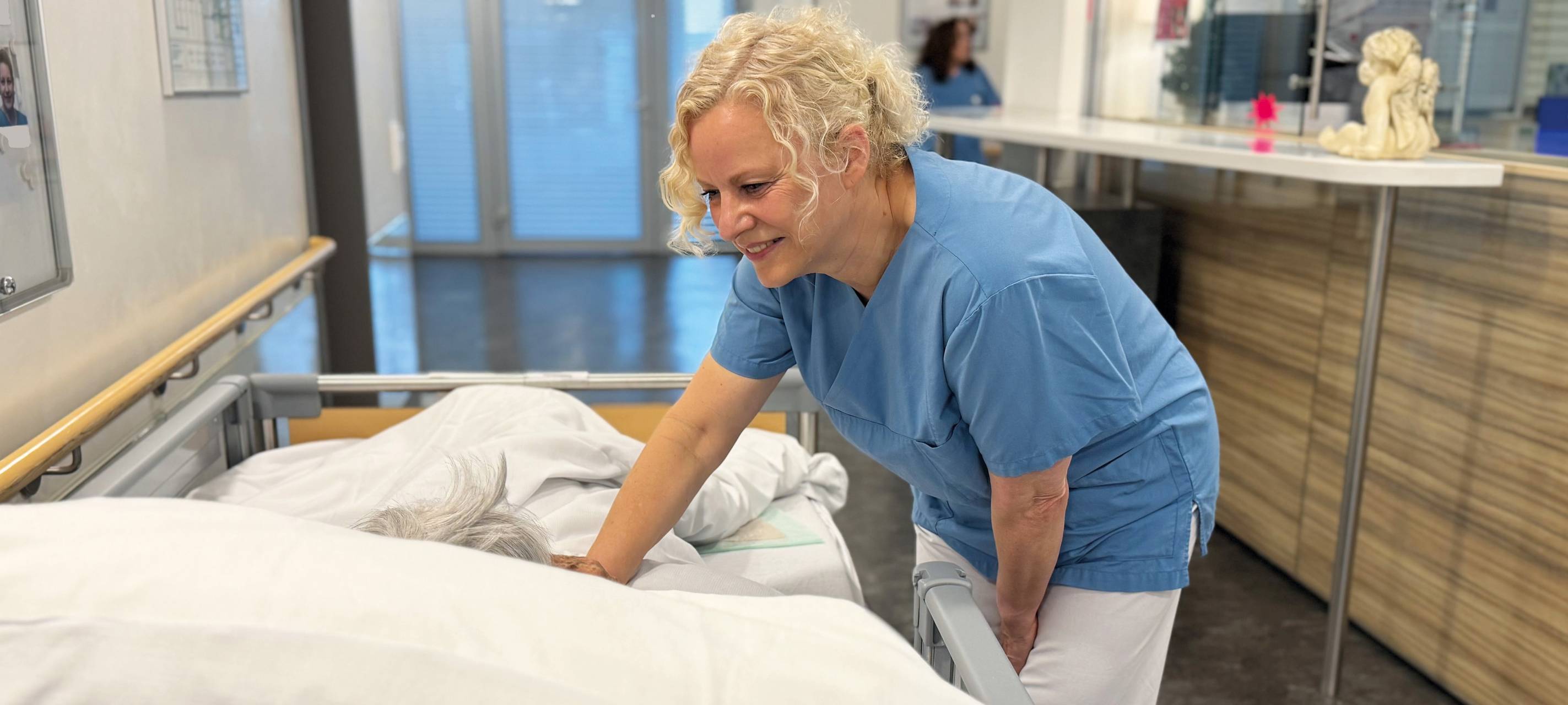 Krankenhaus-Service für Ängstliche und Alte