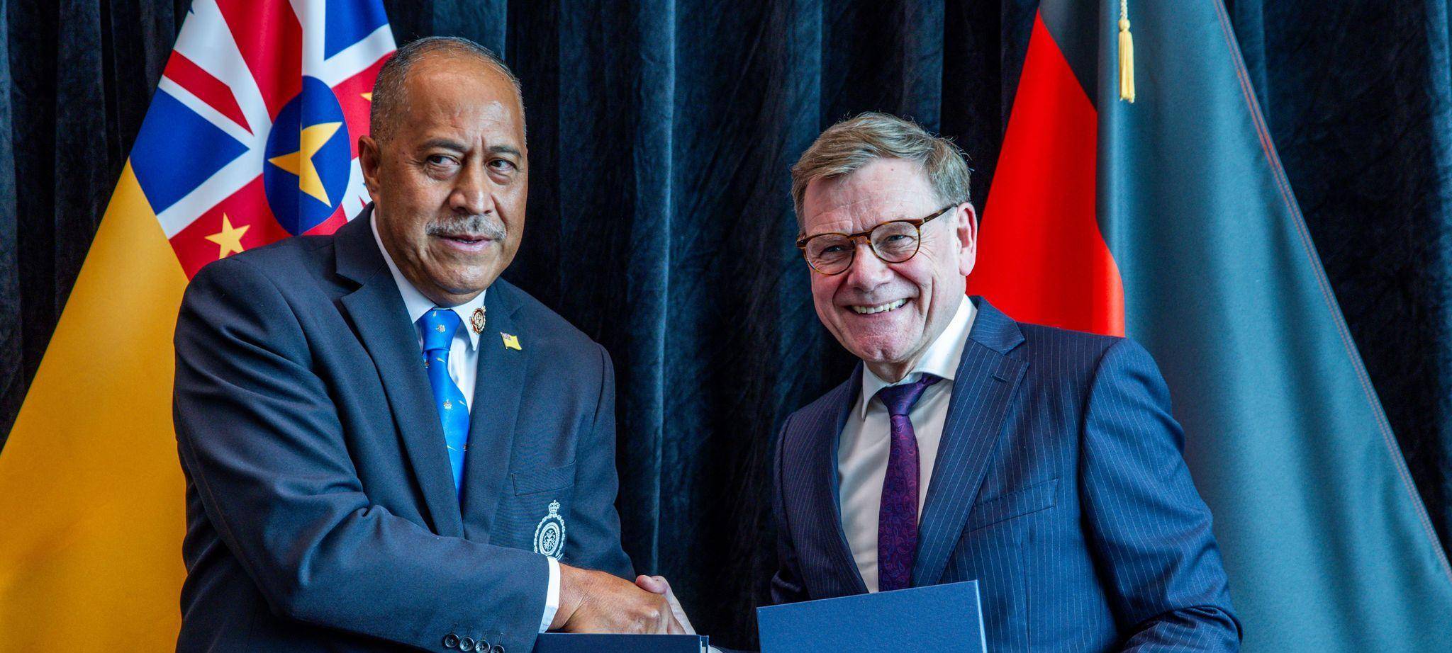 Außenminister besucht Neuseeland