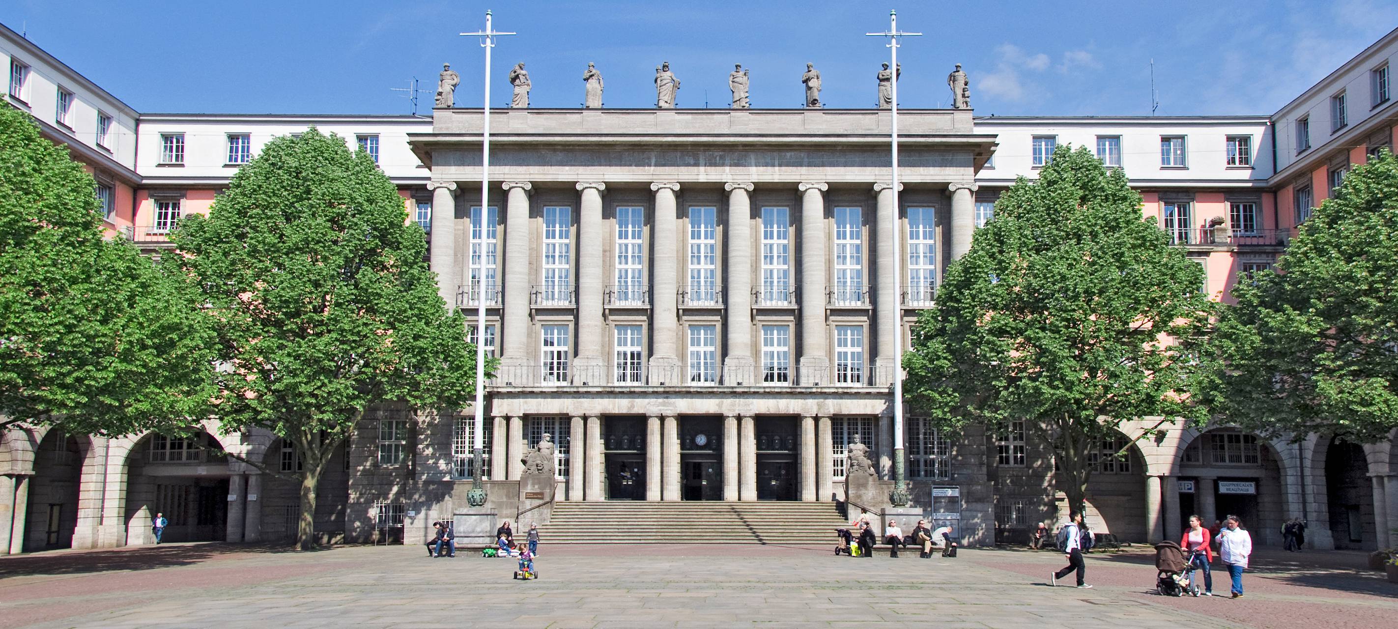 Diskussionen wegen Ausstellung im Rathaus Barmen