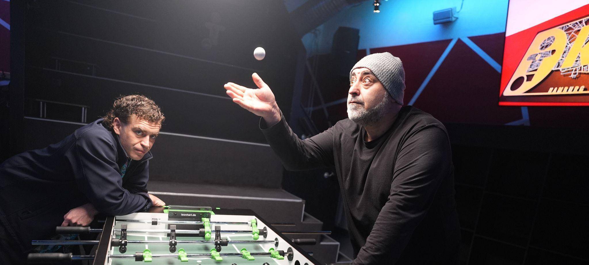 Kickern mit „Großstadtrevier“-Ensemble