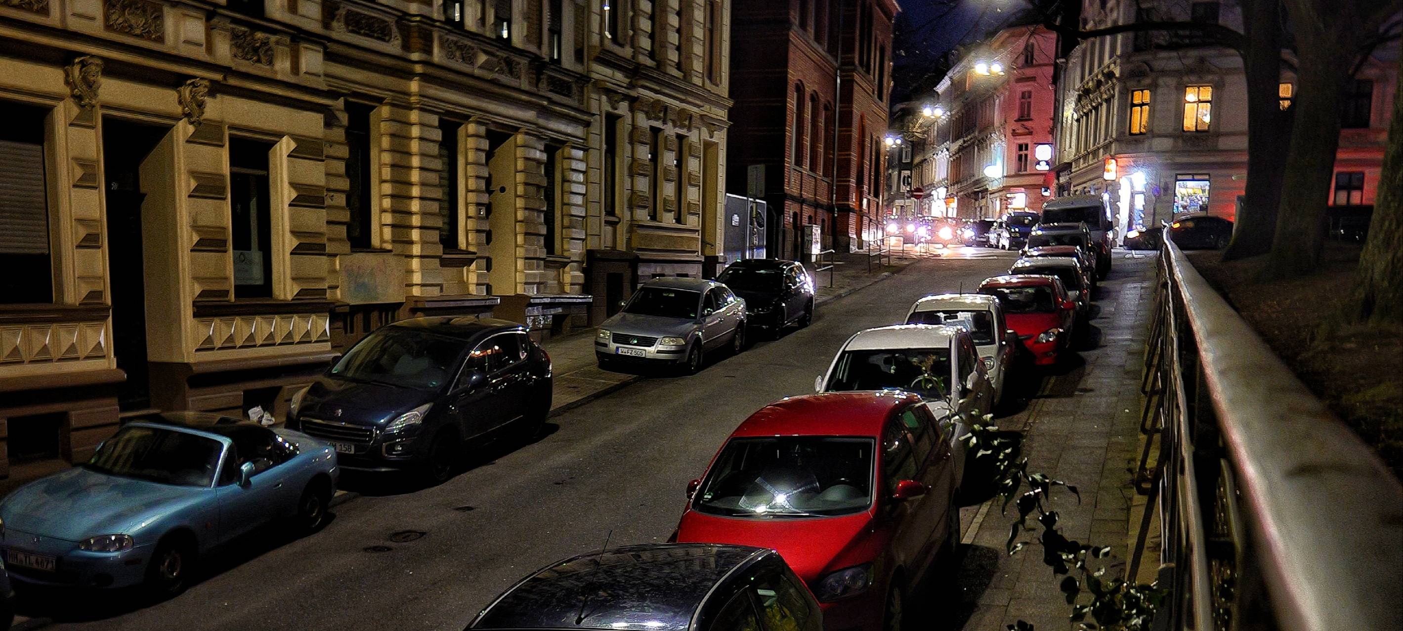 Autos in der Nacht