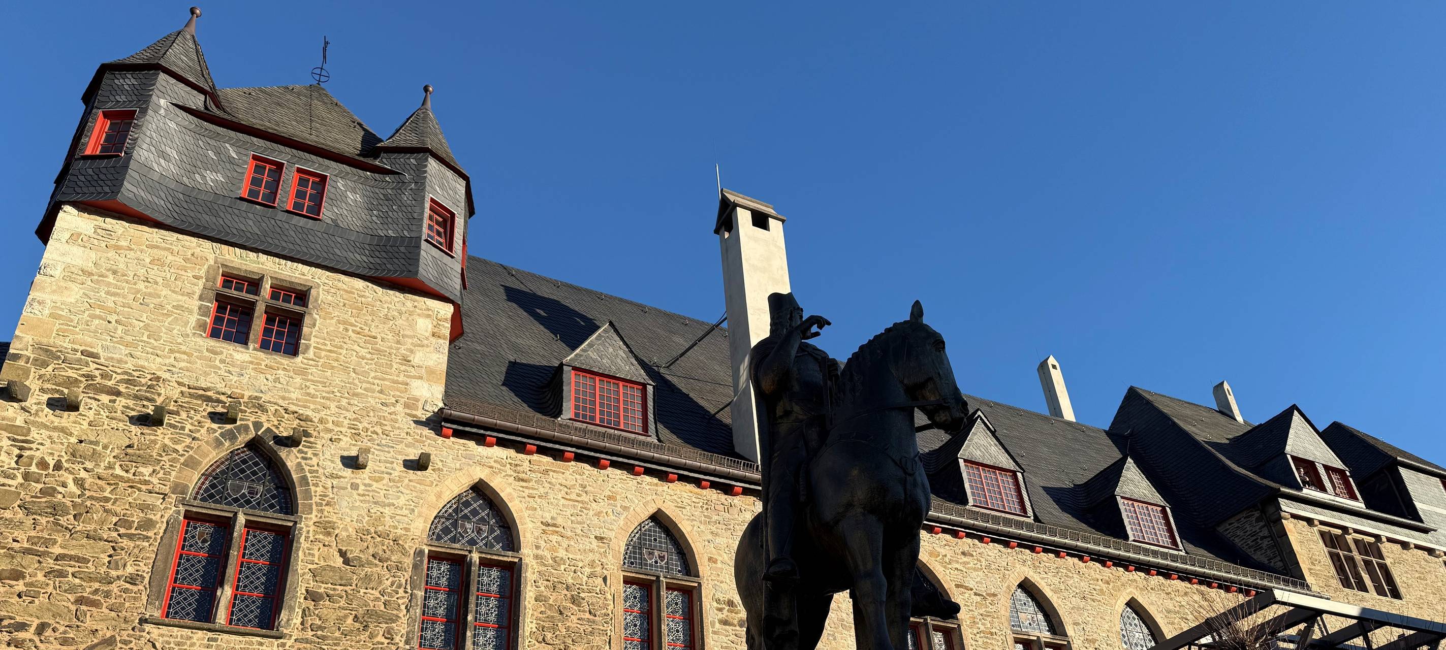 Moderneres Management für Schloss Burg gefordert