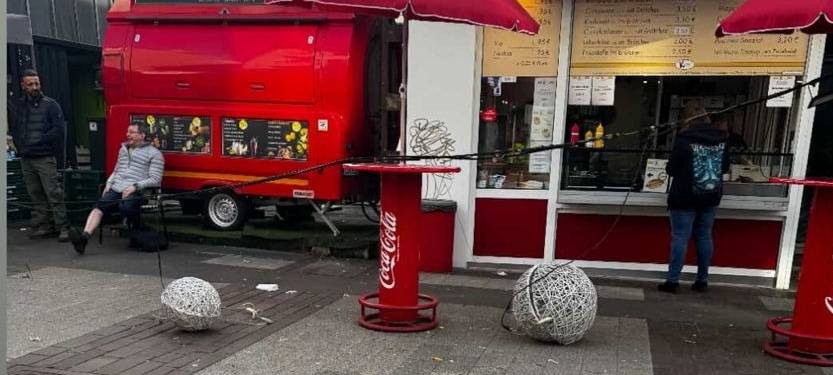 zu sehen sind die Dekokugeln in Barmen