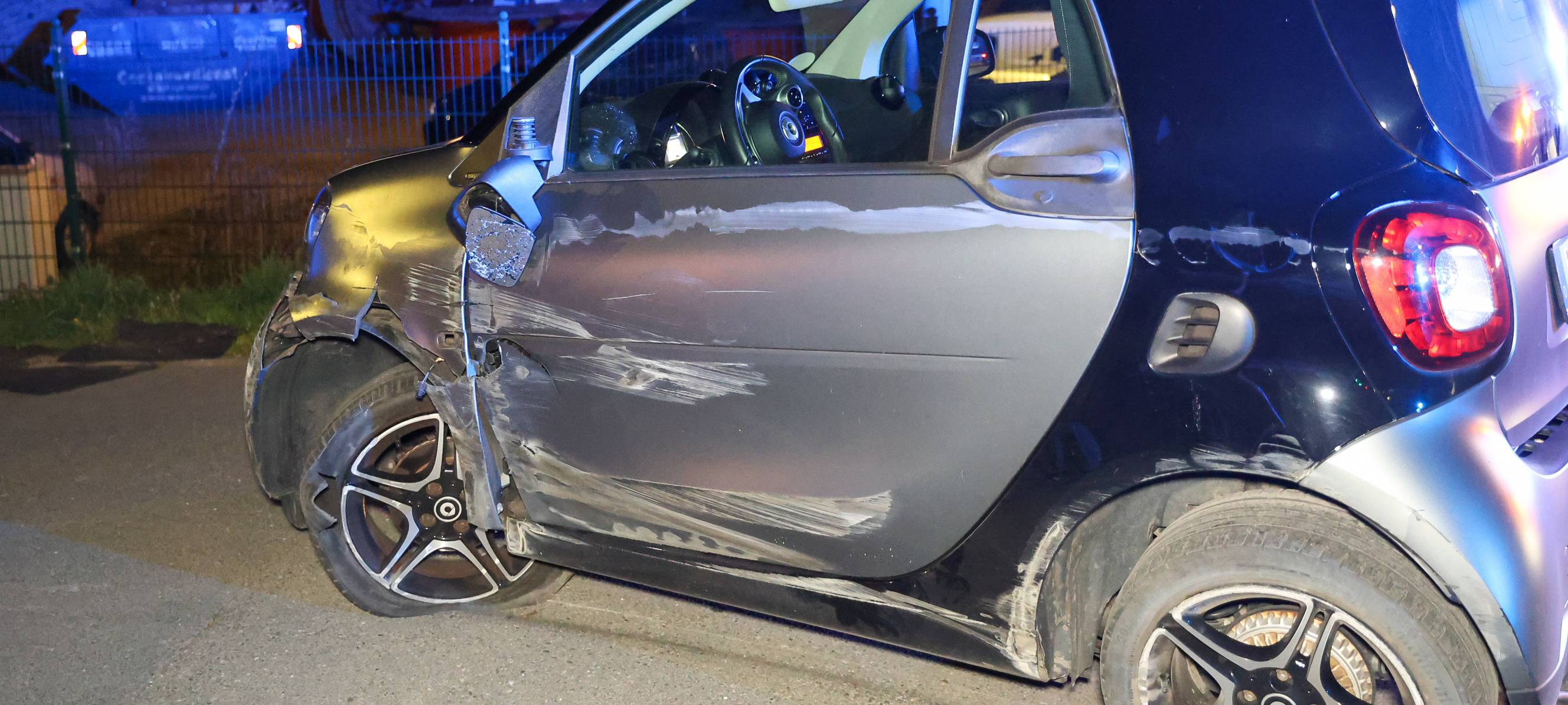 Smart flieht nach Kontrolle - Fahrer entkommt