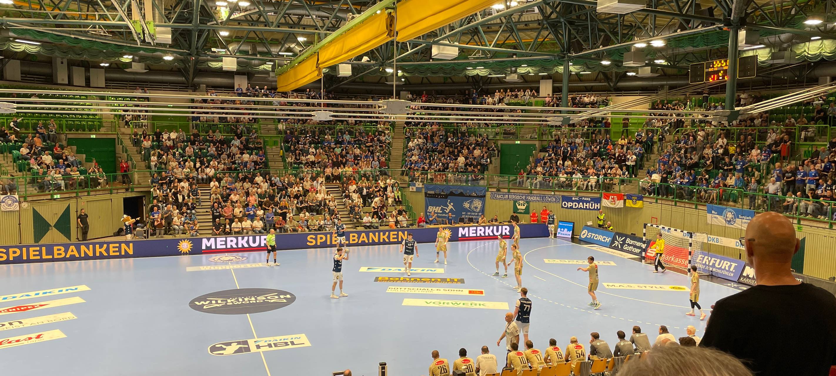BHC holt wichtigen Sieg im Abstiegskampf
