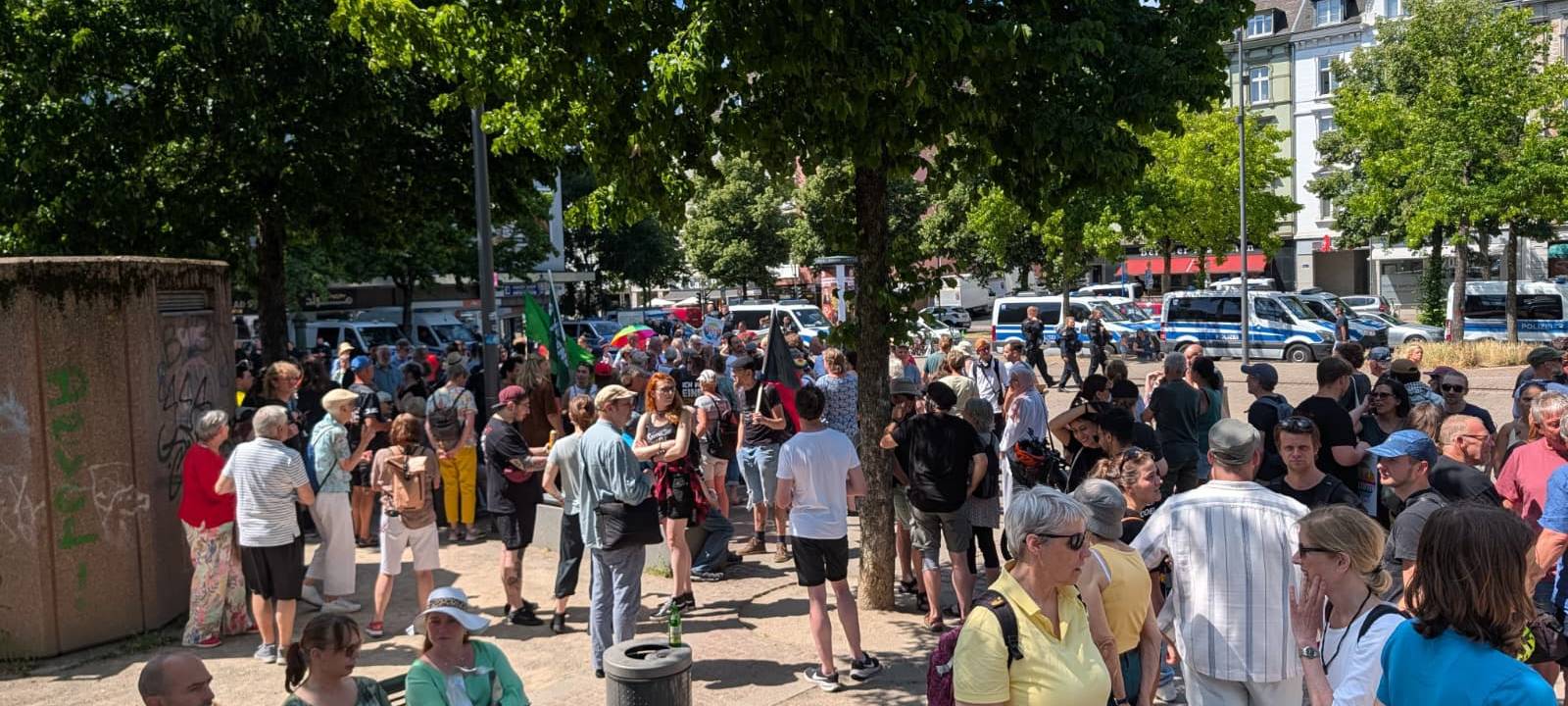 Demos und Kundgebungen in Oberbarmen am Nachmittag