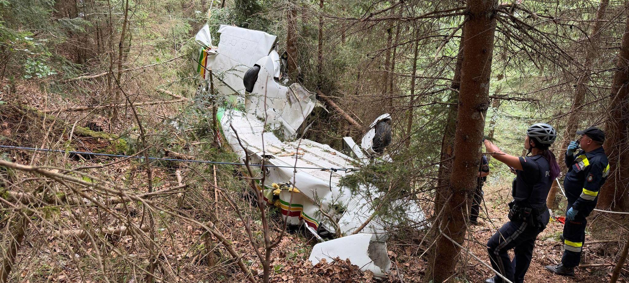 Absturz eines Kleinflugzeugs in Österreich