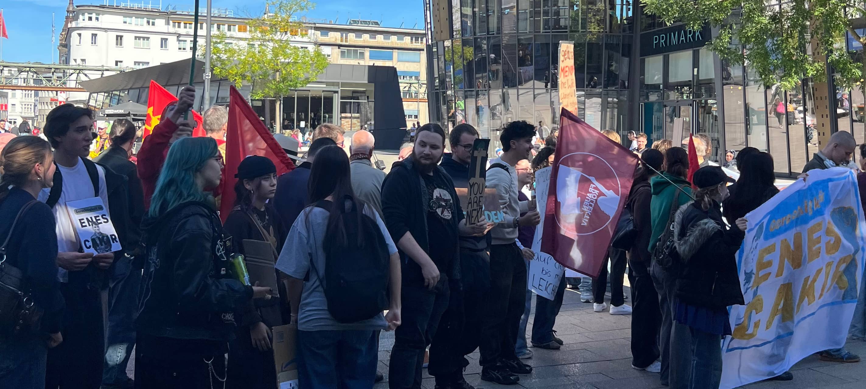 Wuppertal: Schülerprotest am Döppersberg